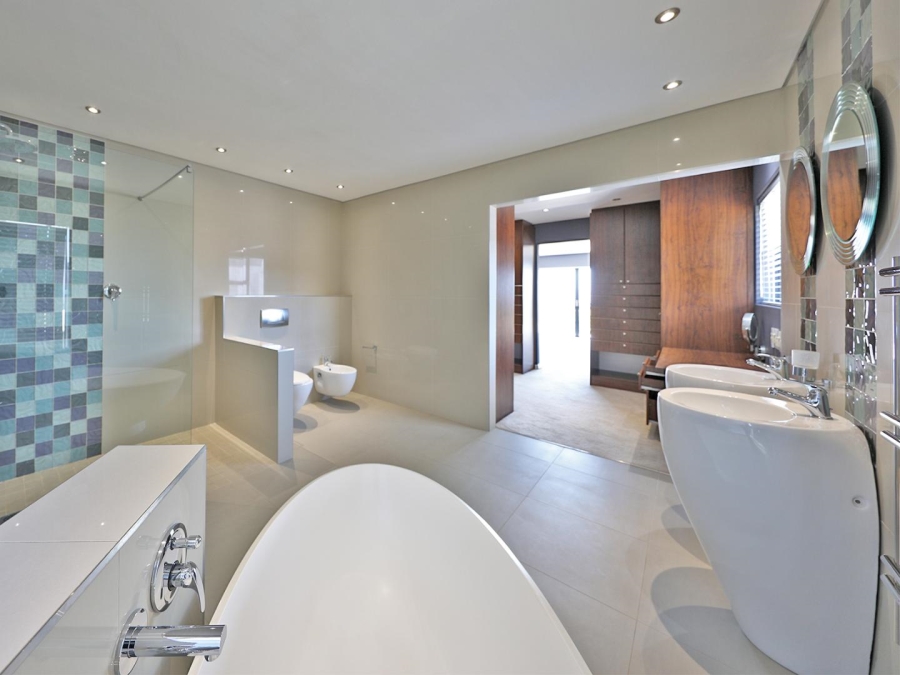 5 Bedroom Property for Sale in Baronetcy Estate Western Cape